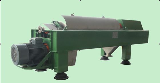 व्यास 350 मिमी क्षैतिज Decanter Centrifuges को निकालने एसएनएफ तरल से ड्रम