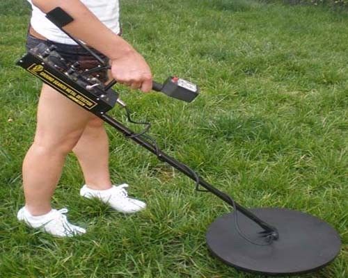 携帯用屋外の地下の金属探知器の宝物ファインダー 4.5kg