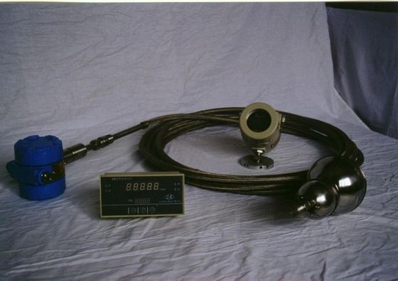 tingkat magnetik mengukur digunakan untuk mengukur dan mengontrol tingkat cair Di tangki cairan korosif