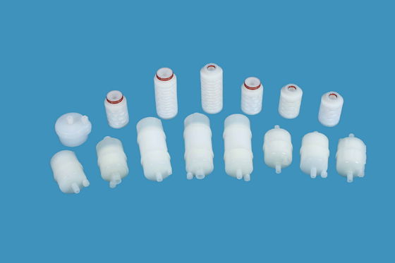 Küçük toplu ve kritik sıvı / gaz filtrasyonuna uygun 70 mm / 10.0 mikron Küçük Pileli Filtre Kartuşu