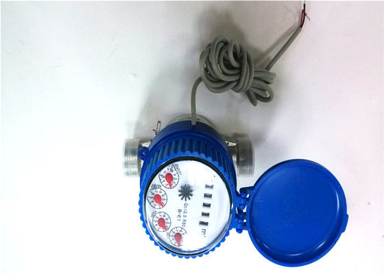 ถิ่นที่อยู่เดี่ยว Meter Water Jet