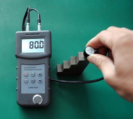 超音波厚さゲージ、金属の管の厚さのメートル UM6500